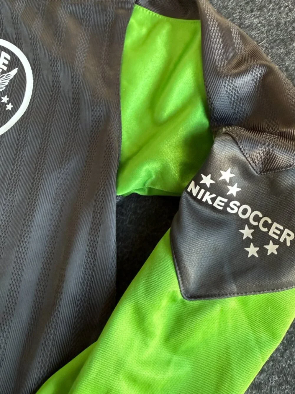 Nike Soccer LS Youth Small Top - Picture 4 of 11